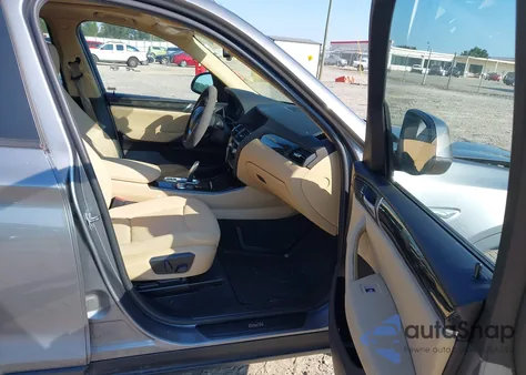 2017 BMW X3 Sdrive28I z USA, uszkodzony, nr VIN 5UXWZ7C32H0X42277